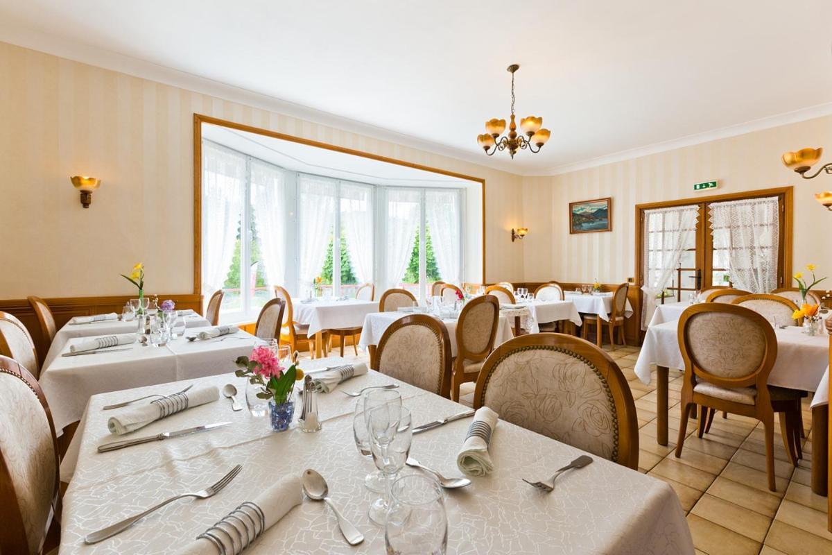 Hotel Restaurant Le Grillon Chambon-sur-Lac Luaran gambar